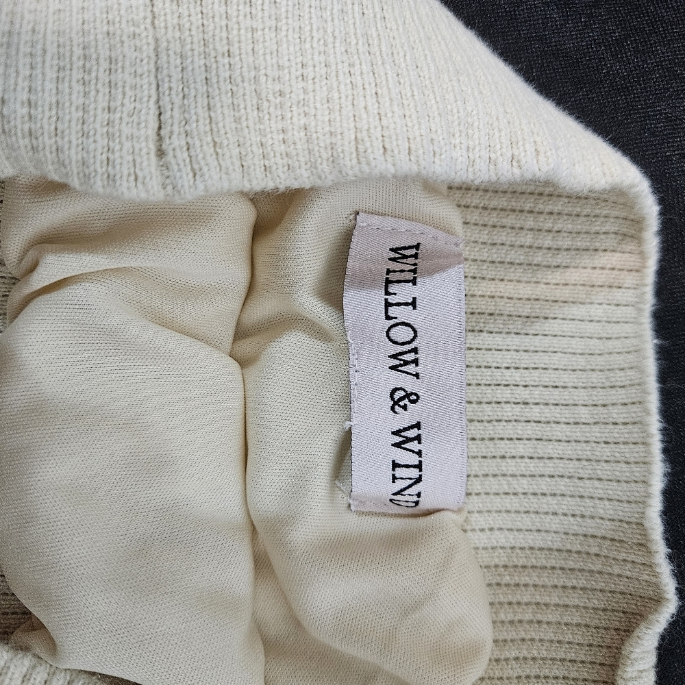 Cream Knit Skirt Size S - Picture 7 of 8